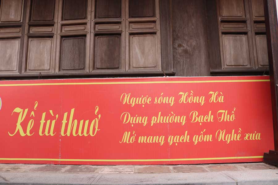 Bạch Thổ Danh Sơn: linh hồn Gốm Sứ truyền thống Đại Việt